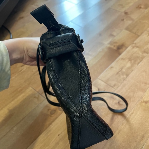 Calvin Klein cross body - Picture 5 of 5